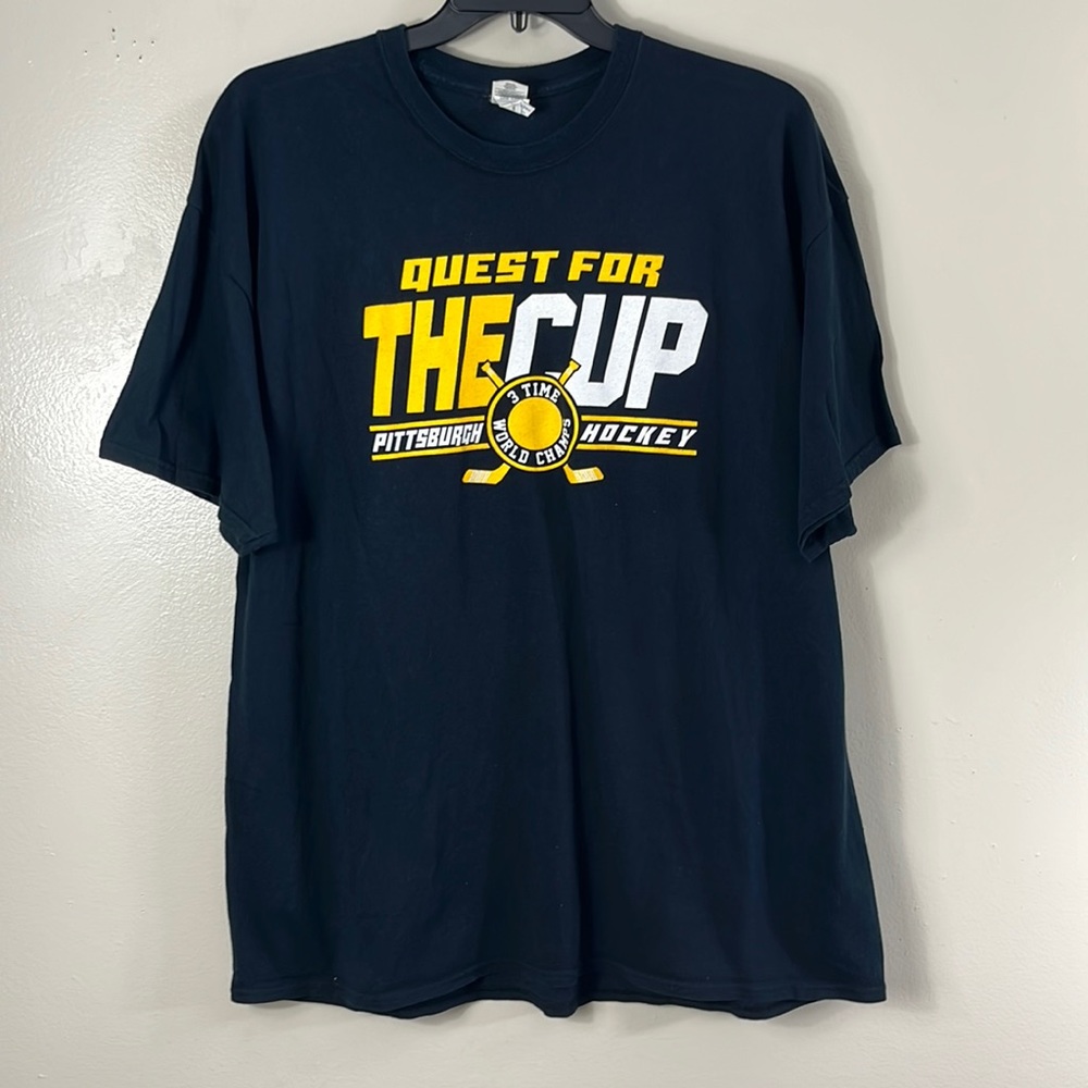 Gildan tee shirt black Quest for the cup Pittsburgh hockey men’s size 2XL